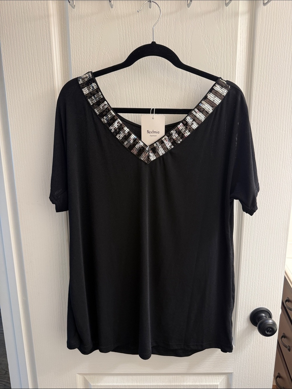 Nexxmia Black Short Sleeve V-Neck Top with Silver Metallic Trim
